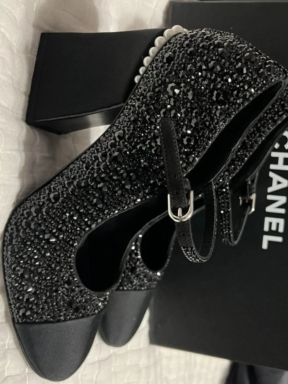 CHANEL CC logo Crystals & Pearls Pumps Mary Jane
